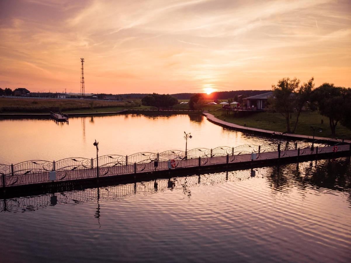 Country Club Fisherix Hotell Ovechkino Eksteriør bilde